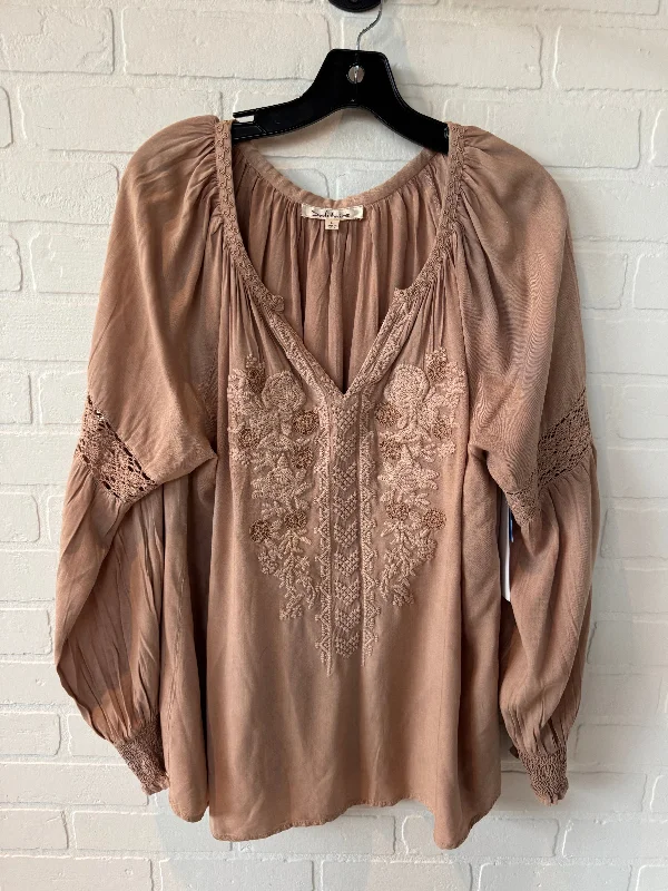 Smart Casual Wear Top Long Sleeve By Solitaire In Tan, Size: L