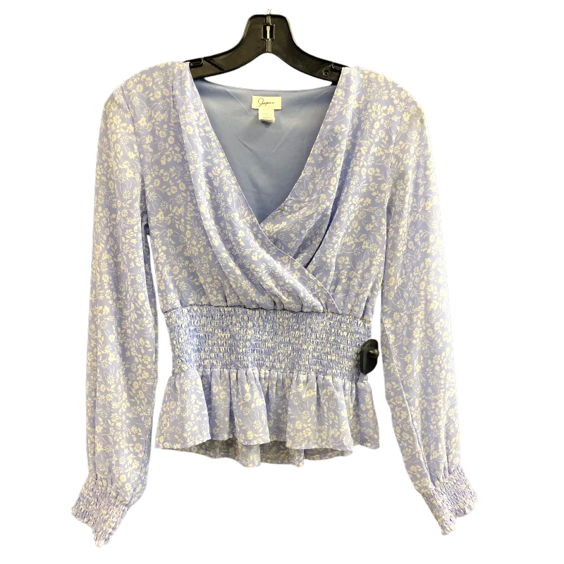 Timeless Apparel Top Long Sleeve By Japna In Blue & White, Size: Xs