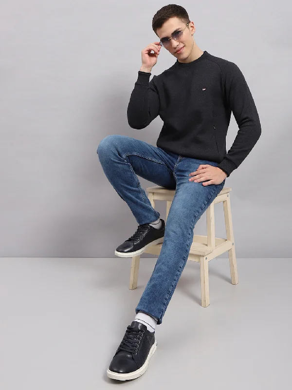 Relaxed Layers Men Black Solid Round Neck Full Sleeve Sweatshirt