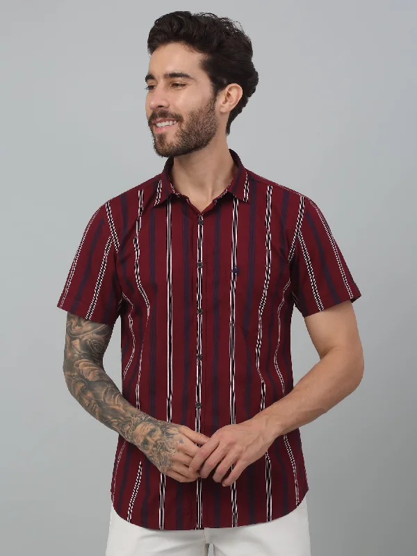 Comfy Outerwear Men's Red Casual Broad Stripe Half sleeve Shirt