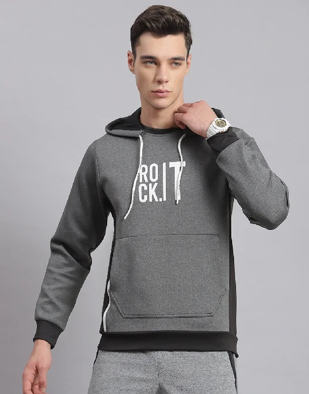 Functional Layers Men Grey Solid Hooded Full Sleeve Sweatshirt