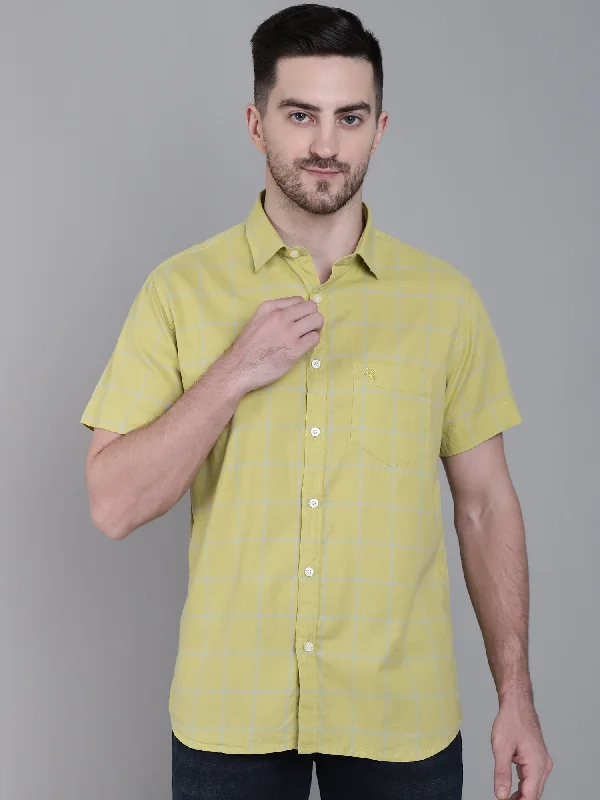 Relaxed Denim Men's Yellow Casual Medium Checks Half Sleeve Shirt