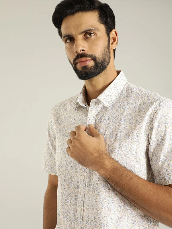 Classic Wear Relaxed Sweaters Men Printed Half Sleeve Cotton Shirt