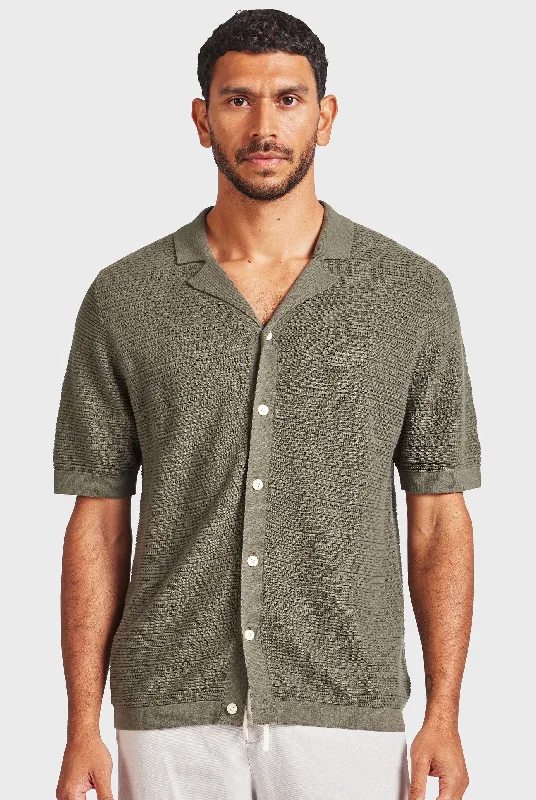 Fashion Comfort Sleek Outerwear Monterey Knit SS Shirt