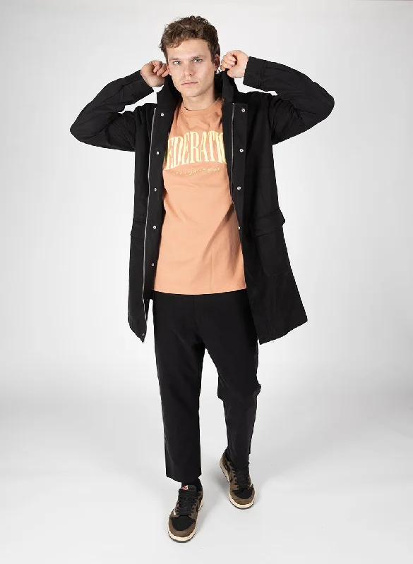 Functional Layers Sleek Outerwear Keep Jacket