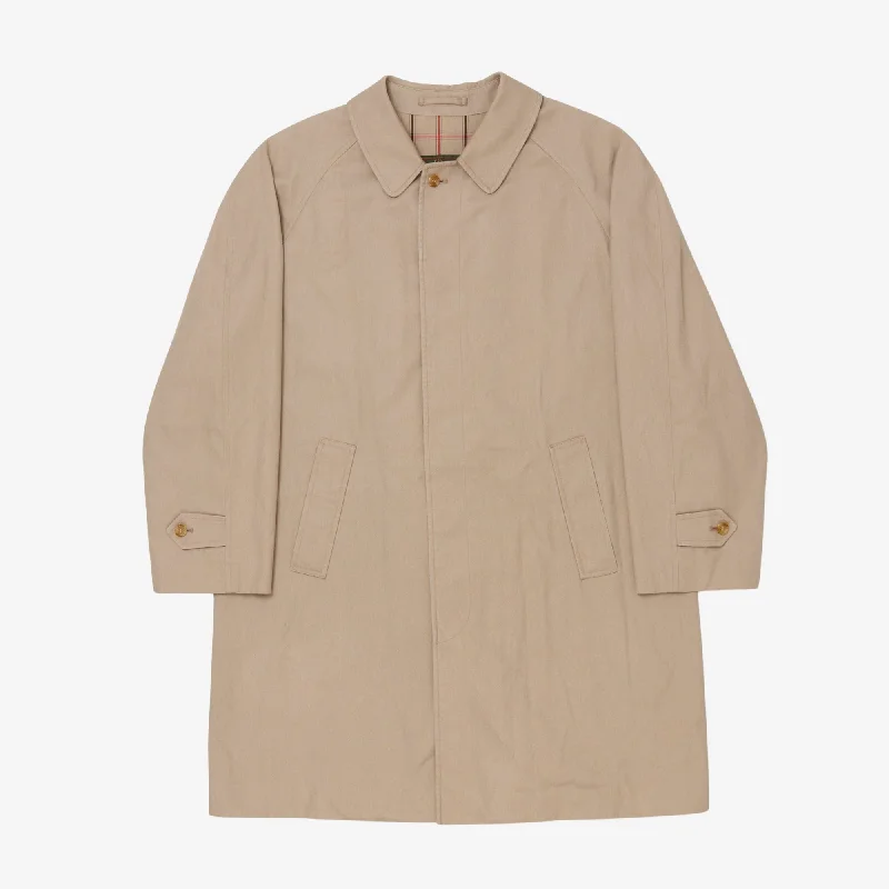 Sporty Styles Smart Footwear 1980s Vintage Trench Coat