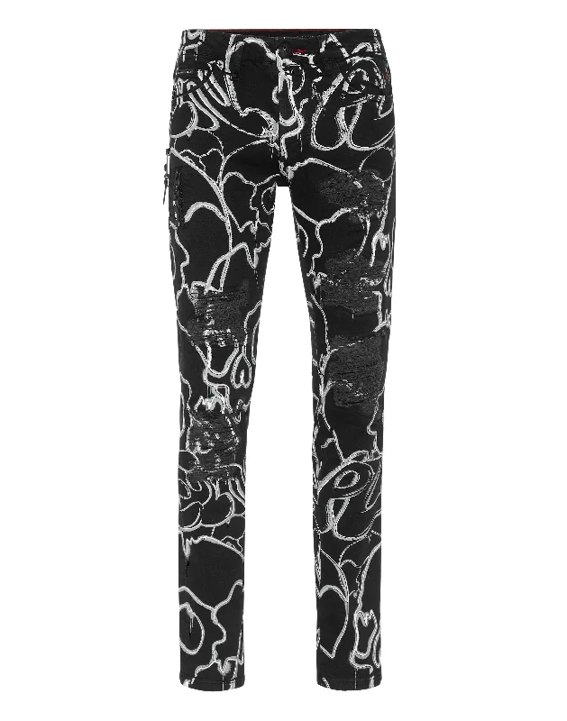 Cozy Essentials Smart Accessories Denim Trousers Super Straight Cut Fit Skull&Bones Cozy Essentials Smart Accessories Denim Trousers Super Straight Cut Fit Skull&Bones