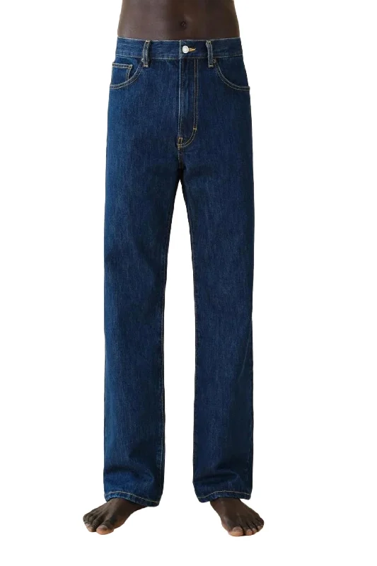 Comfortable Knitwear Classic Shorts Vega Straight Leg Jean In Blue