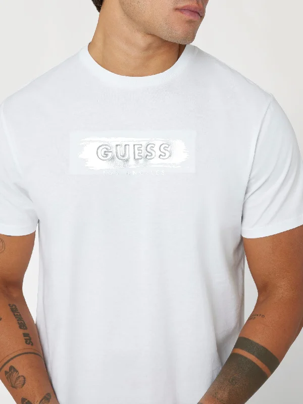 GUESS METALIC LOGO T-SHIRT -WHITE