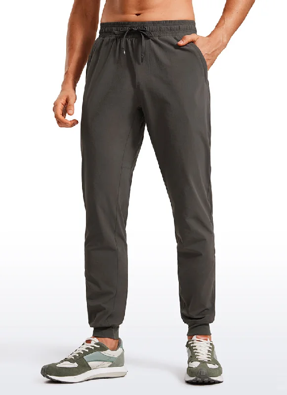 Cozy Basics Casual Shorts Lightweight Water Resistant Athletic Joggers with Zip Pockets 31"