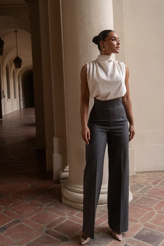 Versatile Knitwear Grey Novena Woven Pants