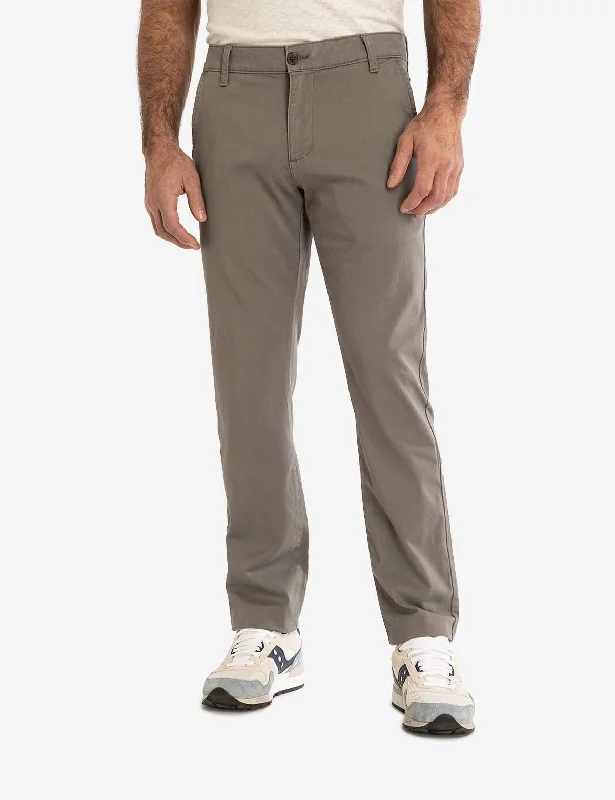 Sporty Trends STRAIGHT TWILL CHINO PANTS